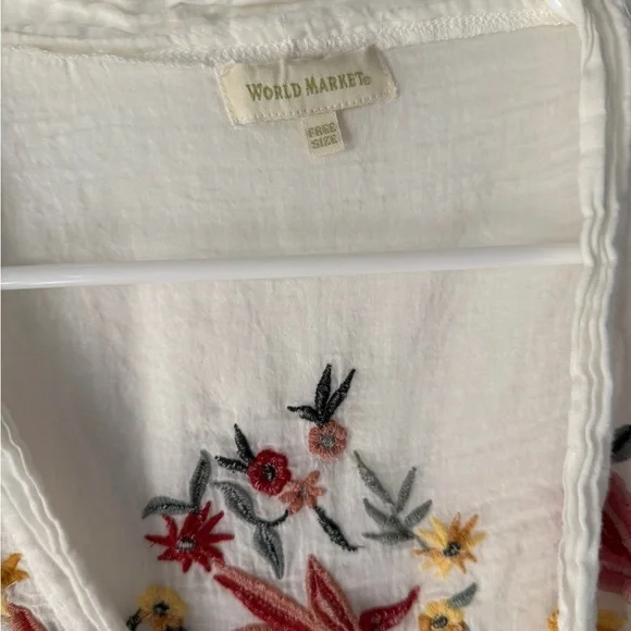 Cost Plus World Market Cream Floral Embroidered Robe Boho - Picture 5 of 10